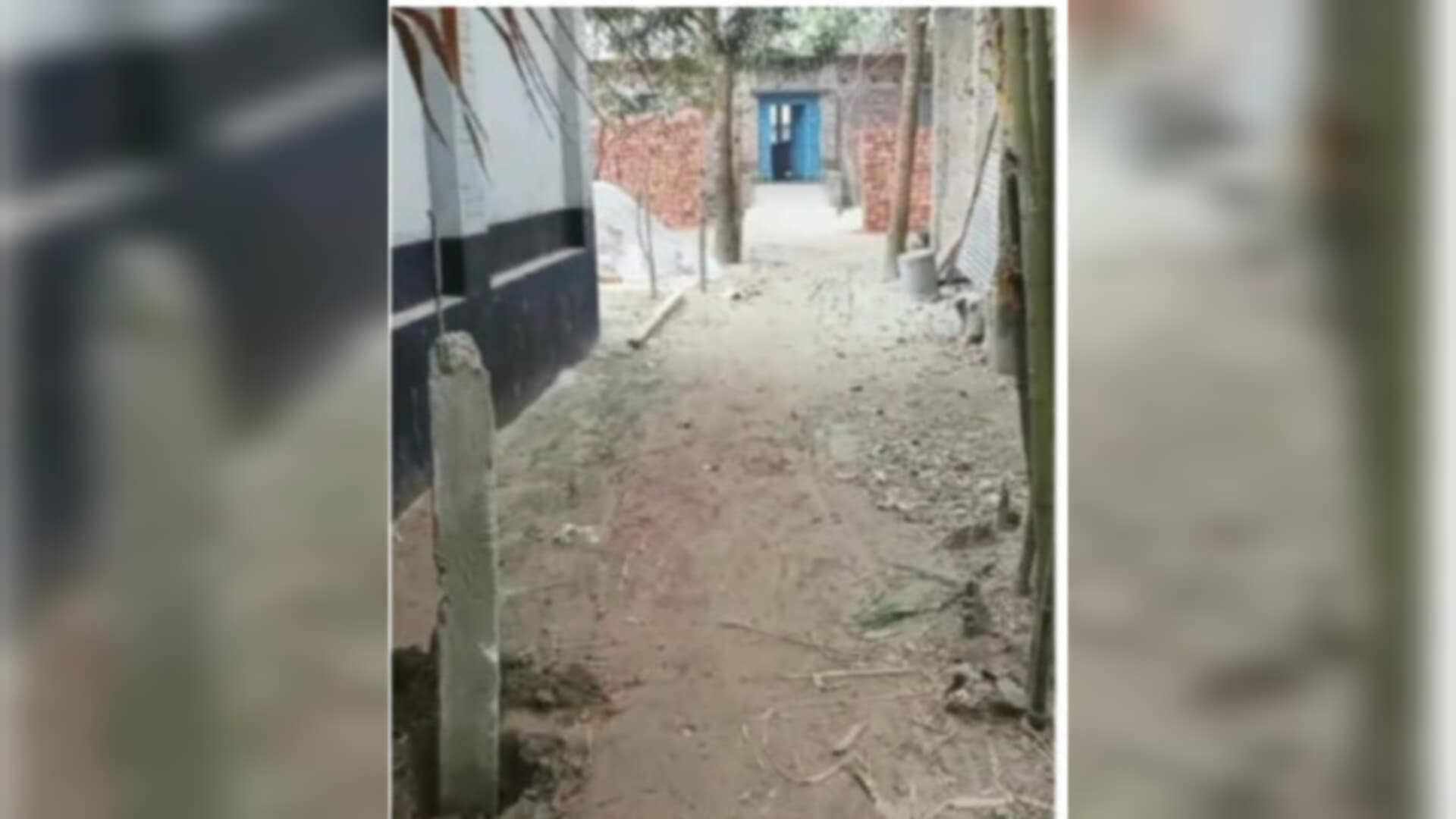 কিশোরগঞ্জে সরকারি খাস জমির উপর দিয়ে চলাচলের রাস্তা বন্ধের অভিযোগ