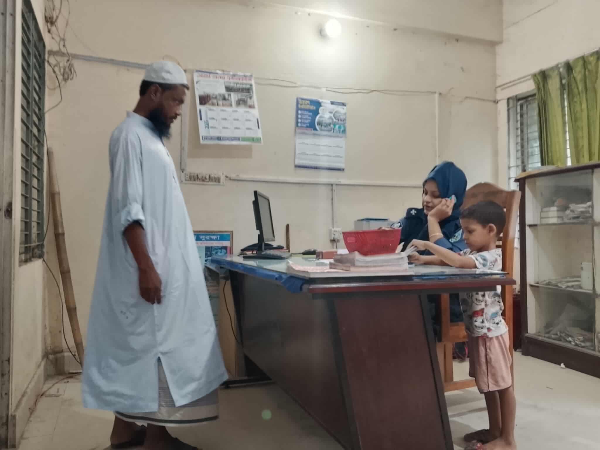 ঘুষের অভিযোগের পর জোর করে সাক্ষর, থানায় অভিযোগ শিক্ষকের